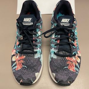 Nike Zoom Pegasus, Women’s, Size 10